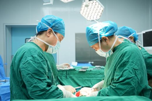 卵巢囊腫手術怕留疤?深圳博愛曙光婦科單孔腹腔鏡技術輕鬆解憂